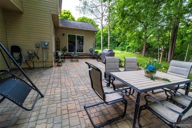 8314 Mill Pointe Court, Goodrich, MI 48438