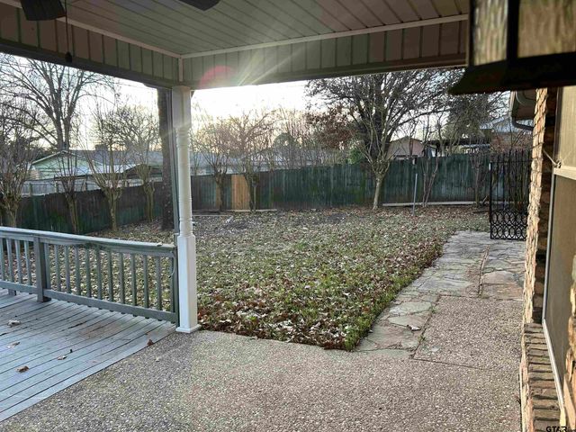 809 David Dr, Tyler, TX 75703