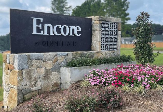 864 Flower Manor Drive, Wendell, NC 27591