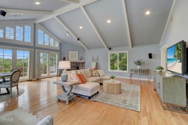 627 Linda Vista Avenue, Pasadena, CA 91105