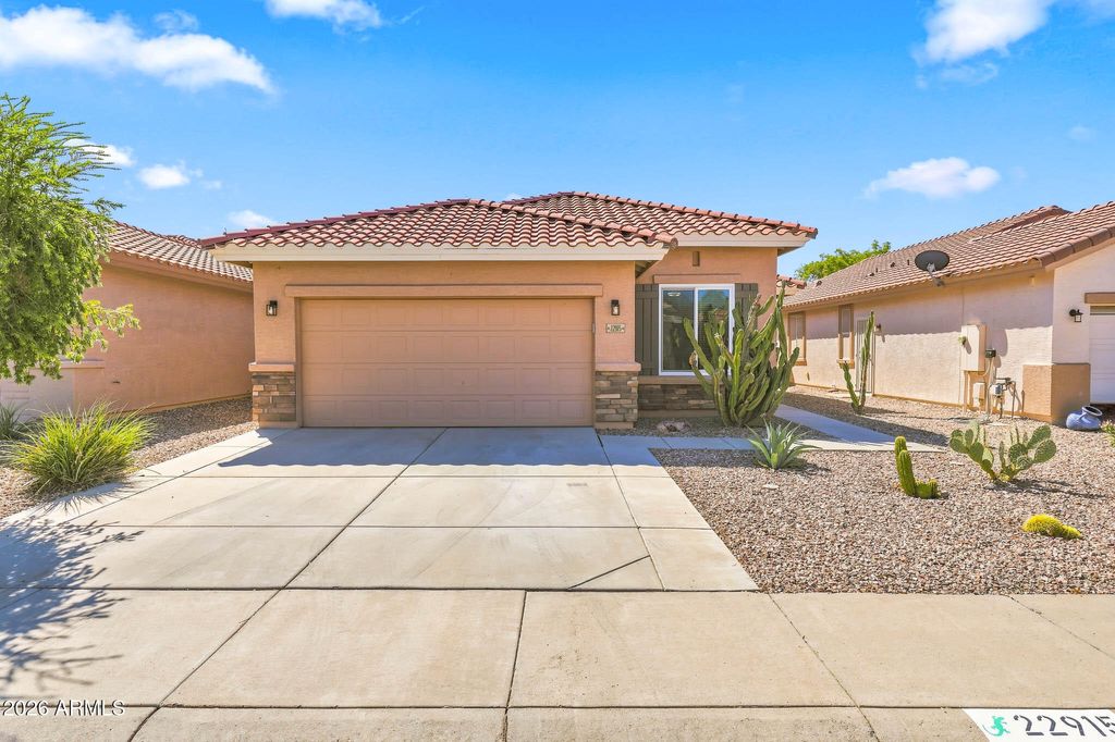 22915 W ARROW Drive, Buckeye, AZ 85326 — photo 2