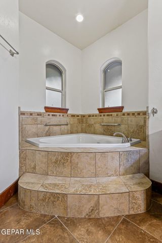 709 Woodfield Drive, El Paso, TX 79932