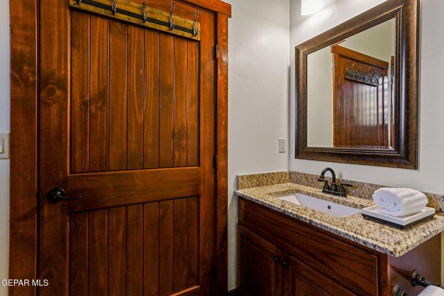 709 Woodfield Drive, El Paso, TX 79932