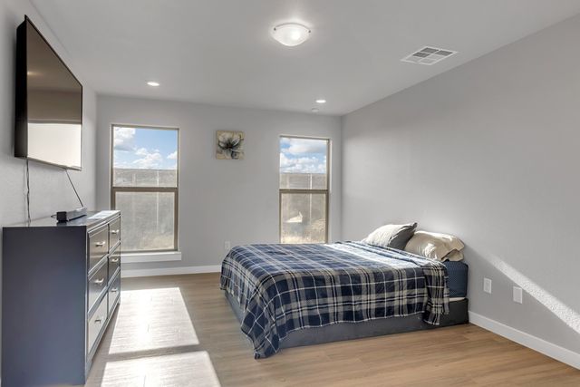 2812 HIDALGO AV, Midland, TX 79705