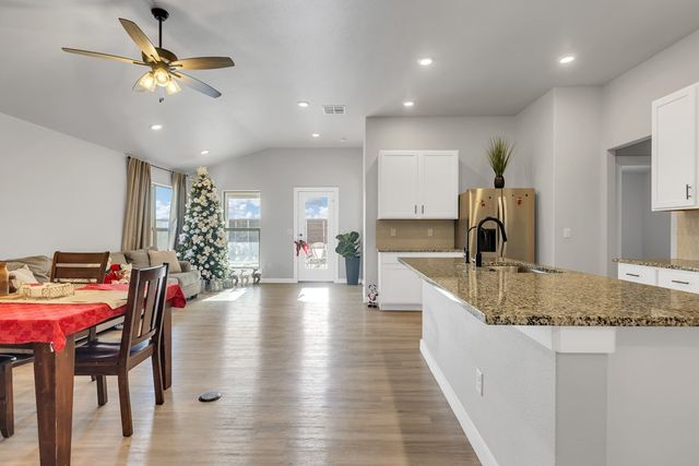 2812 HIDALGO AV, Midland, TX 79705