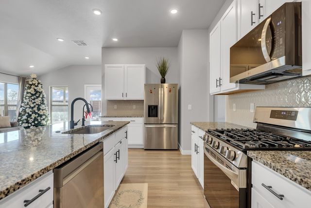 2812 HIDALGO AV, Midland, TX 79705