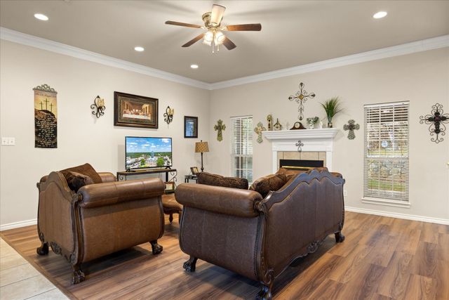 119 Spanish Oaks Trail, Glen Rose, TX 76043