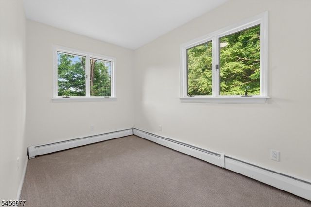 6 RACE STREET, Union Twp., NJ 08867