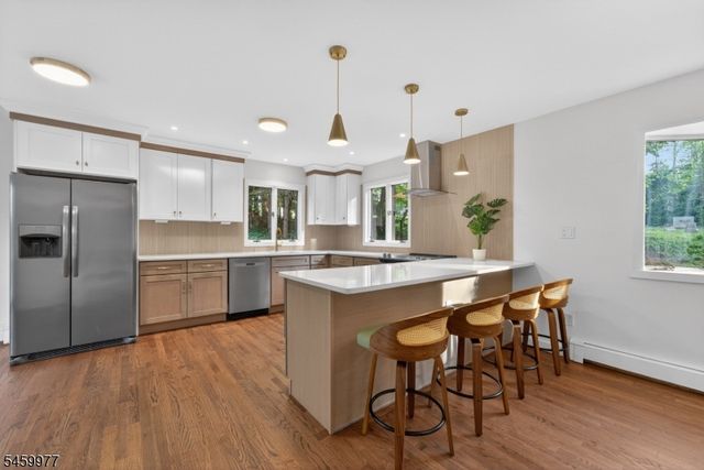 6 RACE STREET, Union Twp., NJ 08867