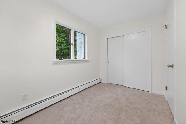 6 RACE STREET, Union Twp., NJ 08867