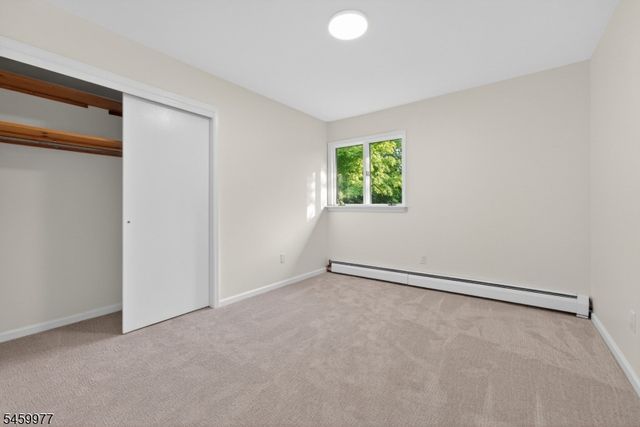 6 RACE STREET, Union Twp., NJ 08867
