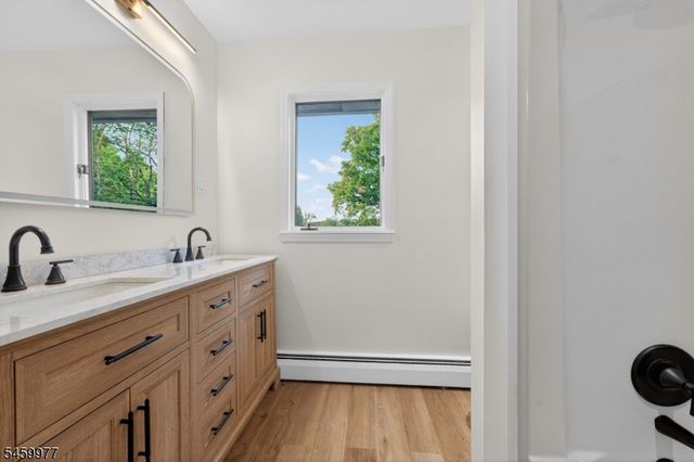 6 RACE STREET, Union Twp., NJ 08867