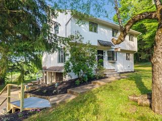 6 RACE STREET, Union Twp., NJ 08867