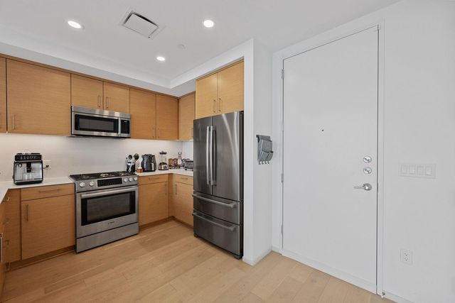 301 West Ave 2902, Austin, TX 78701