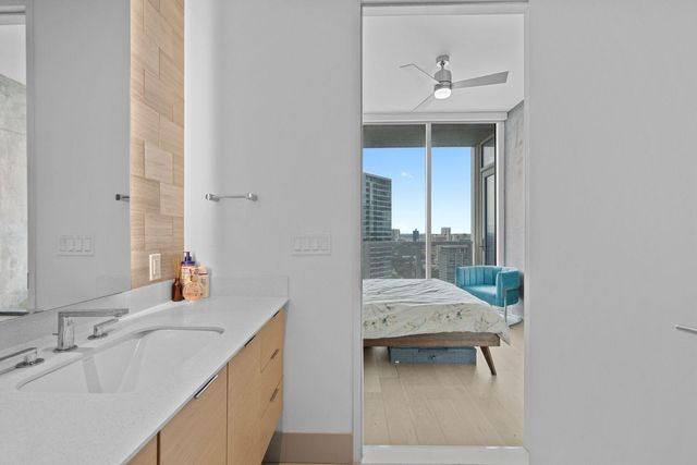 301 West Ave 2902, Austin, TX 78701