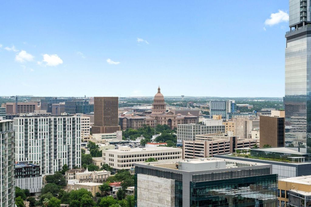 301 West Ave 2902, Austin, TX 78701