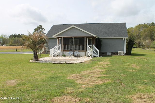 6370 Honey Hill Road, Hallsboro, NC 28442