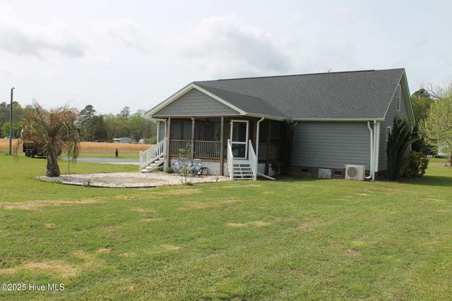 6370 Honey Hill Road, Hallsboro, NC 28442