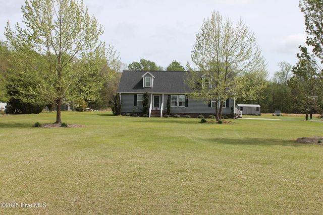 6370 Honey Hill Road, Hallsboro, NC 28442