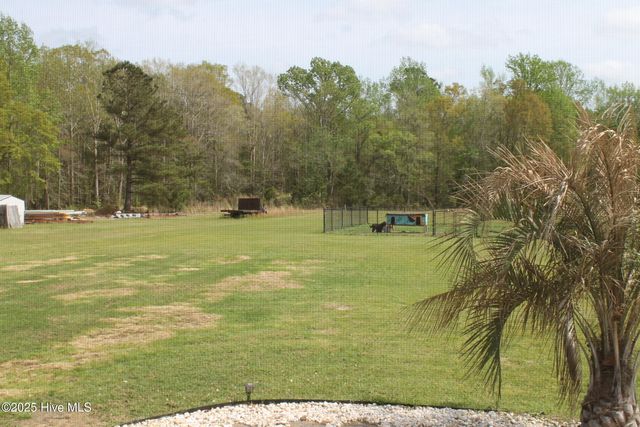 6370 Honey Hill Road, Hallsboro, NC 28442