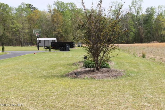 6370 Honey Hill Road, Hallsboro, NC 28442