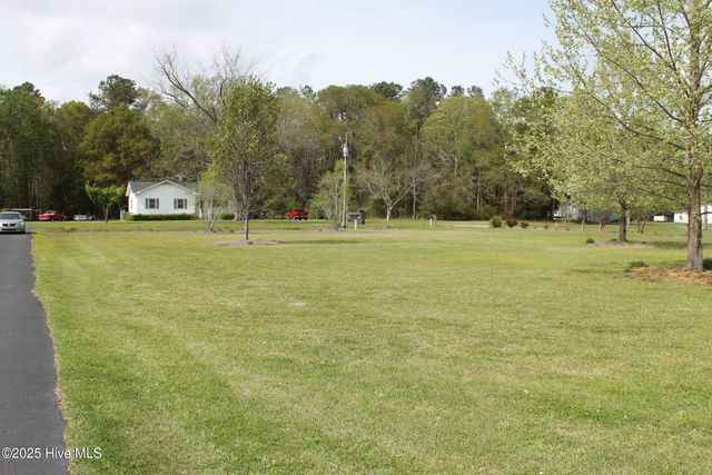 6370 Honey Hill Road, Hallsboro, NC 28442