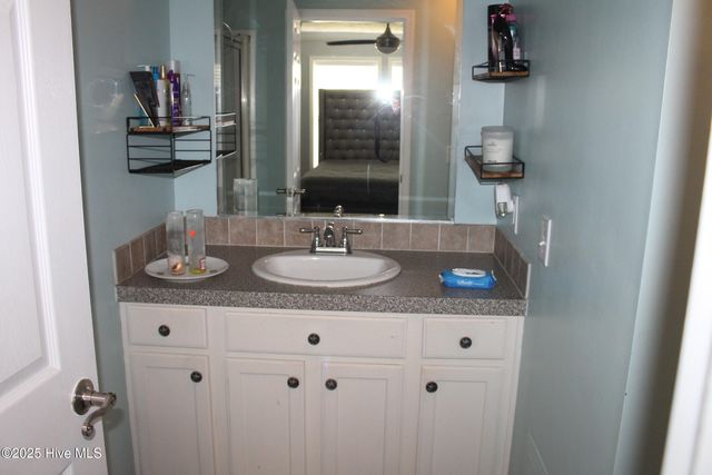 6370 Honey Hill Road, Hallsboro, NC 28442