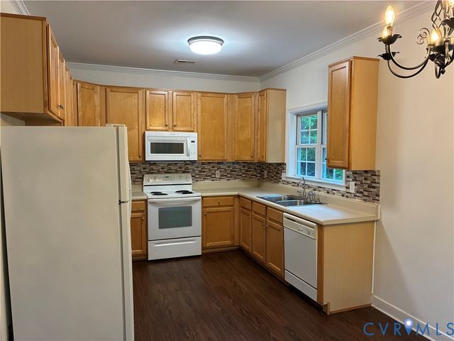269 Willow Farm Ln, Bumpass, VA 23024