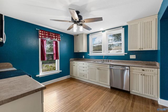 201 Day Street, Hartselle, AL 35640