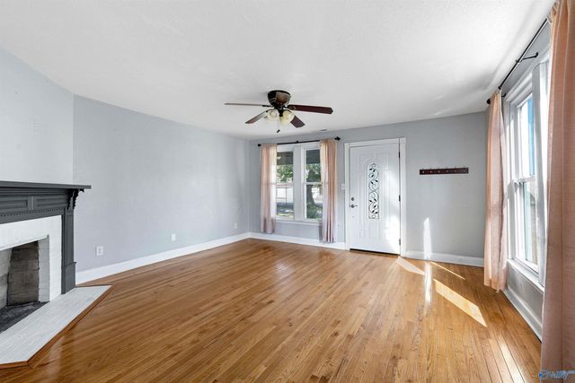 201 Day Street, Hartselle, AL 35640