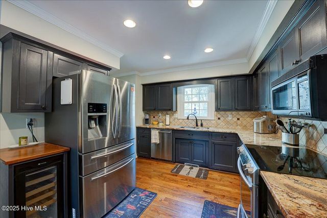 3302 Country Club Road, New Bern, NC 28562