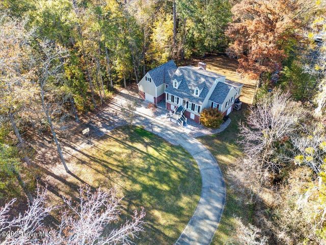 3302 Country Club Road, New Bern, NC 28562