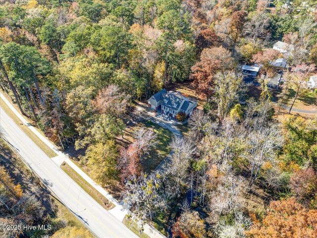 3302 Country Club Road, New Bern, NC 28562