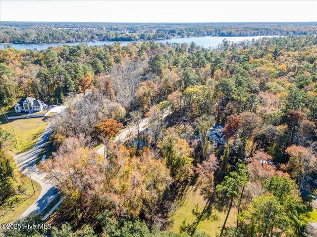 3302 Country Club Road, New Bern, NC 28562