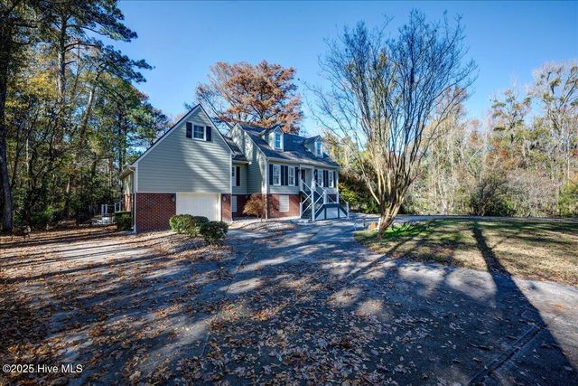 3302 Country Club Road, New Bern, NC 28562