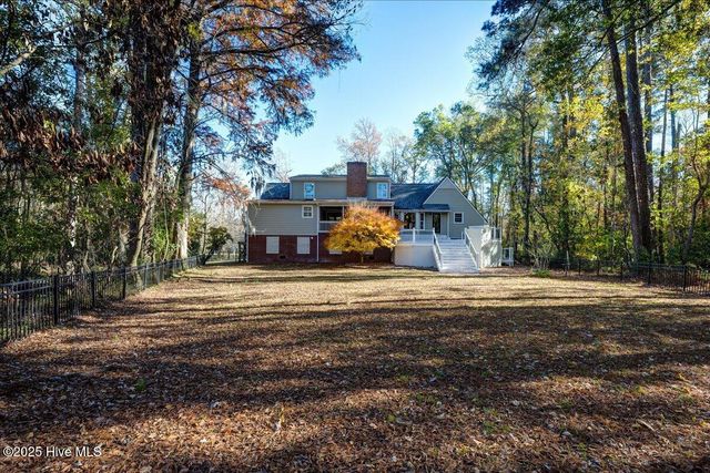 3302 Country Club Road, New Bern, NC 28562