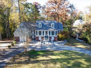 3302 Country Club Road, New Bern, NC 28562