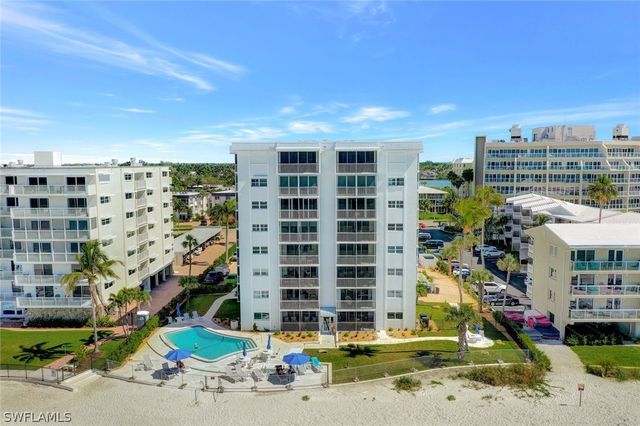 1919 Gulf Shore BLVD N 603, Naples, FL 34102