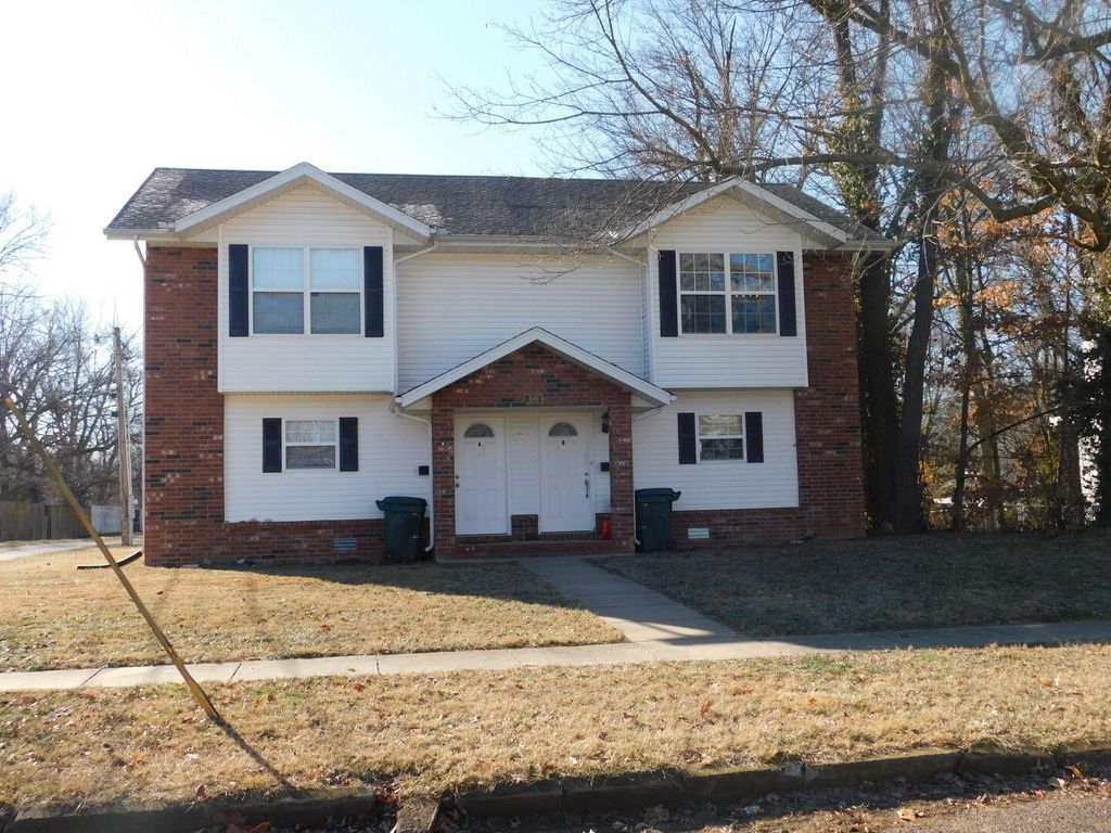 409 W Dunn, Monett, MO 65708