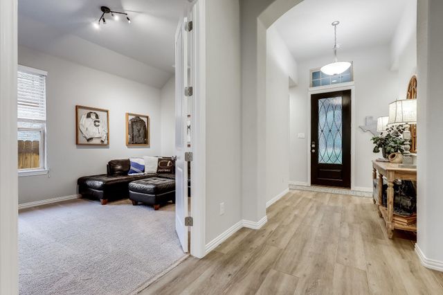 7820 Turnback Ledge TRL, Lago Vista, TX 78645