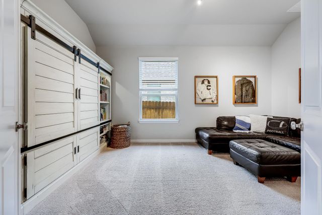 7820 Turnback Ledge TRL, Lago Vista, TX 78645