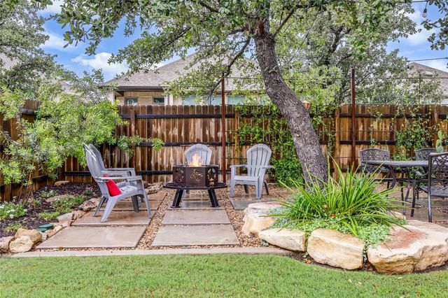 7820 Turnback Ledge TRL, Lago Vista, TX 78645