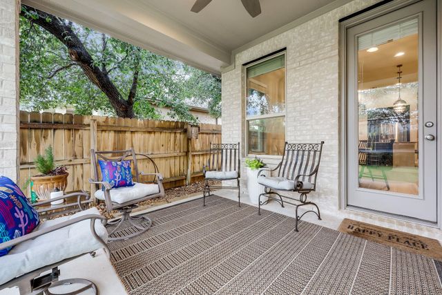 7820 Turnback Ledge TRL, Lago Vista, TX 78645