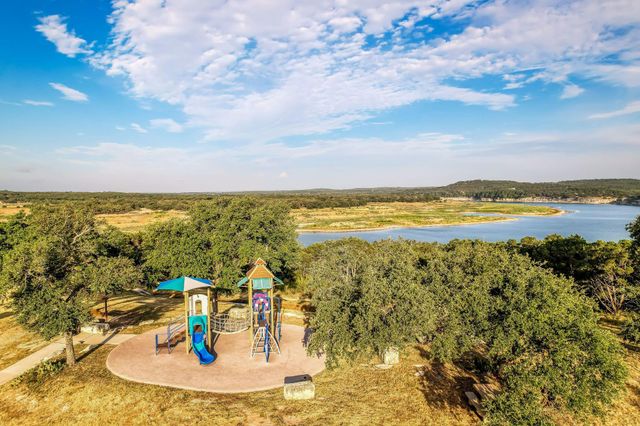 7820 Turnback Ledge TRL, Lago Vista, TX 78645