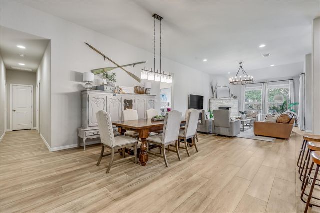 7820 Turnback Ledge TRL, Lago Vista, TX 78645