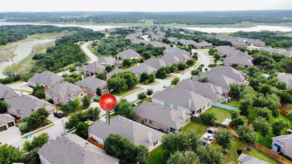 7820 Turnback Ledge TRL, Lago Vista, TX 78645