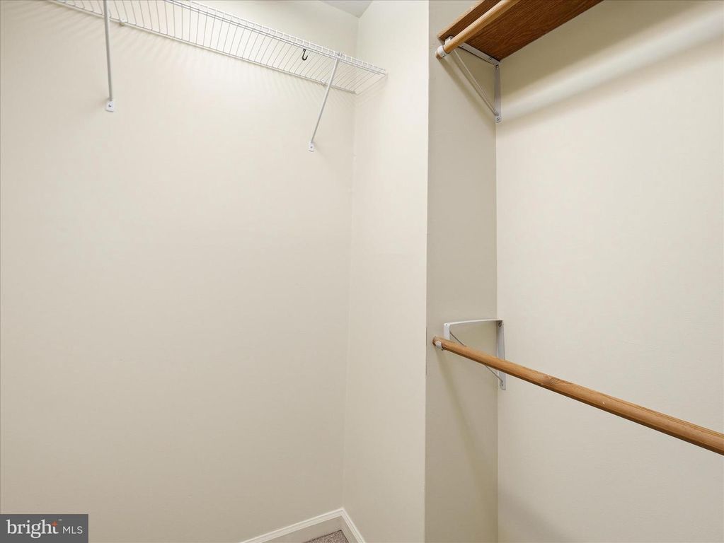 Image 29 of property listing at 1002 LINDSAY LN, Hagerstown, MD 21742