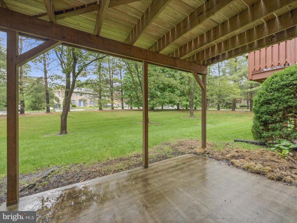 Image 34 of property listing at 1002 LINDSAY LN, Hagerstown, MD 21742