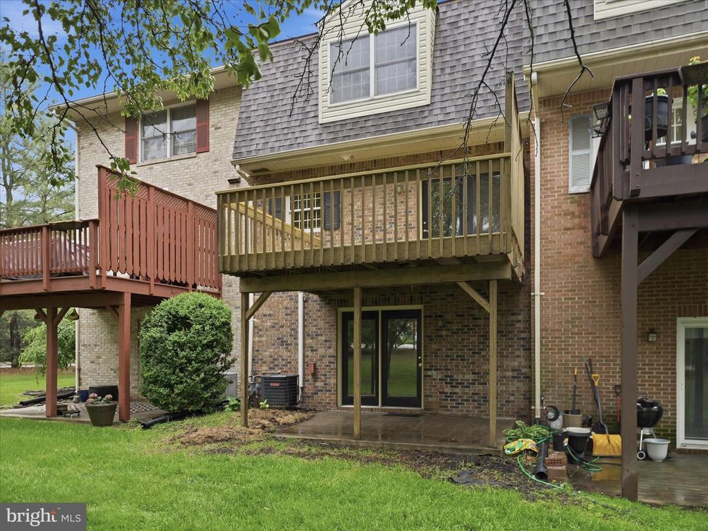 Image 38 of property listing at 1002 LINDSAY LN, Hagerstown, MD 21742