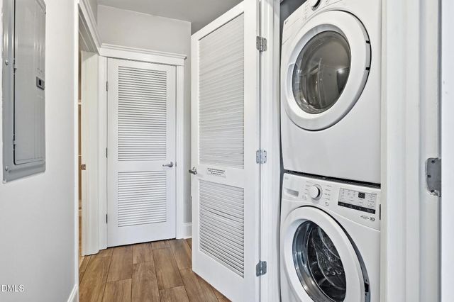 222 Glenwood Avenue 709, Raleigh, NC 27603